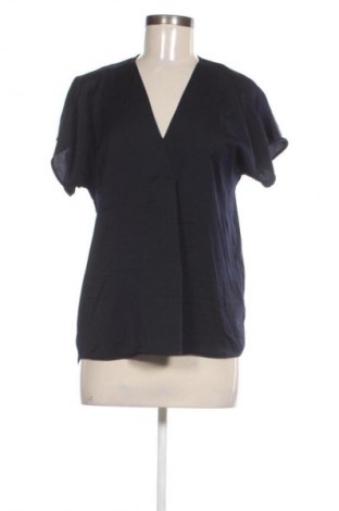 Damen Shirt In Wear, Größe XS, Farbe Blau, Preis 61,99 €