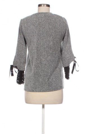 Damen Shirt NEW COLLECTION, Größe M, Farbe Mehrfarbig, Preis € 7,99