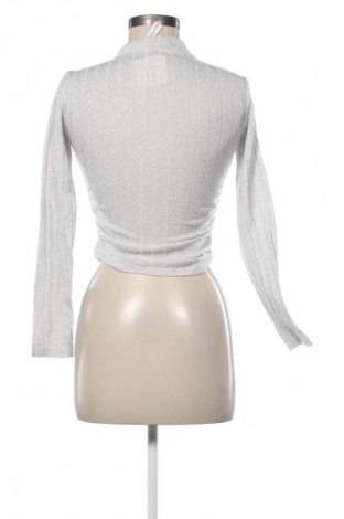 Дамска блуза NEW COLLECTION, Размер XS, Цвят Сребрист, Цена 7,15 €