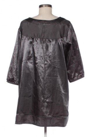 Damen Shirt Paprika, Größe XXL, Farbe Grau, Preis 17,00 €