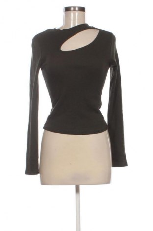 Дамска блуза Pigalle, Размер M, Цвят Зелен, Цена 3,06 €