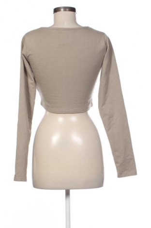 Damen Shirt Pretty Little Thing, Größe M, Farbe Beige, Preis 9,70 €