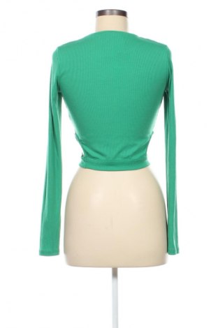 Damen Shirt Pull&Bear, Größe L, Farbe Grün, Preis 5,99 €