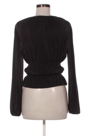 Γυναικεία μπλούζα Pull&Bear, Μέγεθος L, Χρώμα Μαύρο, Τιμή 5,99 €