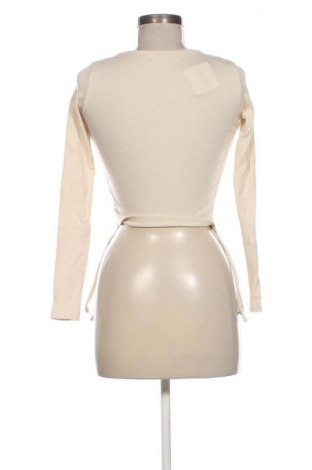 Дамска блуза Pull&Bear, Размер S, Цвят Бежов, Цена 10,22 €