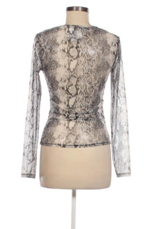 Damen Shirt Stradivarius, Größe M, Farbe Mehrfarbig, Preis € 5,99