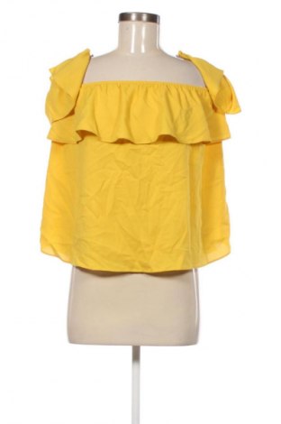 Damen Shirt Stradivarius, Größe S, Farbe Gelb, Preis 10,00 €