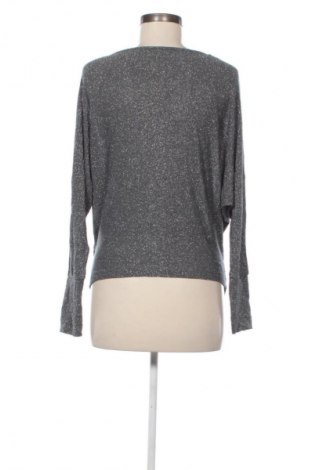 Bluză de femei Unbranded, Mărime M, Culoare Argintiu, Preț 23,99 Lei