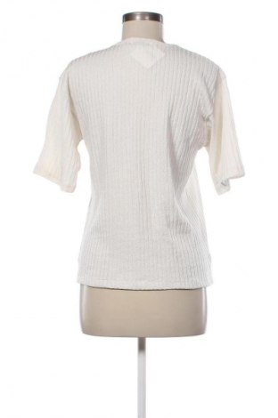 Дамска блуза Unbranded, Размер L, Цвят Екрю, Цена 10,00 €