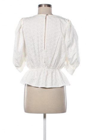 Дамска блуза Unbranded, Размер M, Цвят Екрю, Цена 9,70 €