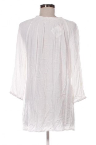 Дамска блуза Unbranded, Размер M, Цвят Бял, Цена 5,62 €