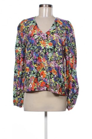 Дамска блуза Vero Moda, Размер M, Цвят Многоцветен, Цена 10,00 €