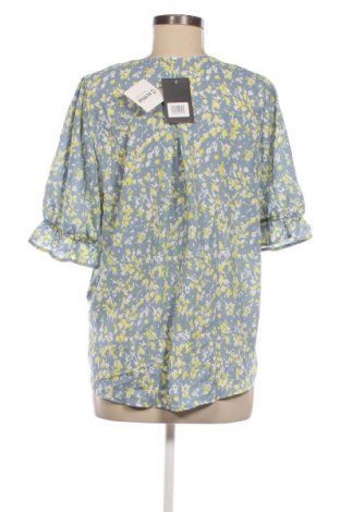 Дамска блуза West K, Размер L, Цвят Многоцветен, Цена 32,21 €