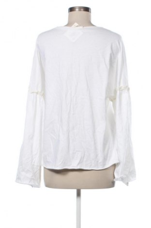 Damen Shirt Wiya, Größe M, Farbe Weiß, Preis € 17,36