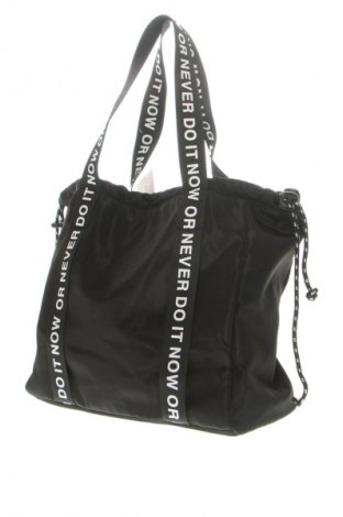 Damentasche Janina, Farbe Mehrfarbig, Preis € 11,00