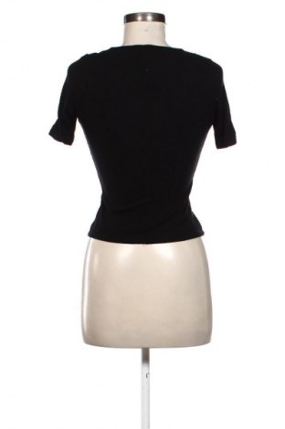 Dámské tričko ASOS, Velikost S, Barva Černá, Cena  199,00 Kč