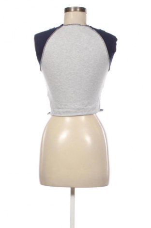 Tricou de femei Fb Sister, Mărime S, Culoare Gri, Preț 31,99 Lei