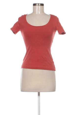 Γυναικείο t-shirt H&M, Μέγεθος S, Χρώμα Κόκκινο, Τιμή 7,99 €