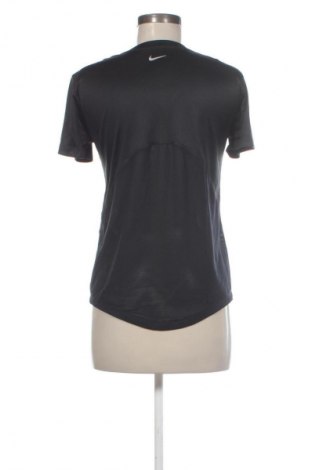 Tricou de femei Nike, Mărime S, Culoare Negru, Preț 75,99 Lei