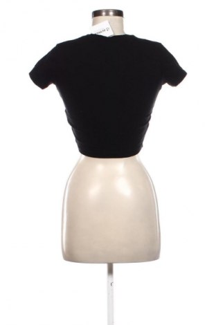 Дамска тениска Sinsay, Размер S, Цвят Черен, Цена 8,68 €