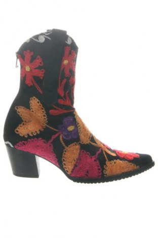 Дамски боти Artemis, Размер 39, Цвят Многоцветен, Цена 91,00 €