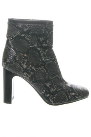 Γυναικεία μποτάκια Catwalk, Μέγεθος 38, Χρώμα Πολύχρωμο, Τιμή 90,51 €