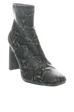 Γυναικεία μποτάκια Catwalk, Μέγεθος 38, Χρώμα Πολύχρωμο, Τιμή 90,51 €