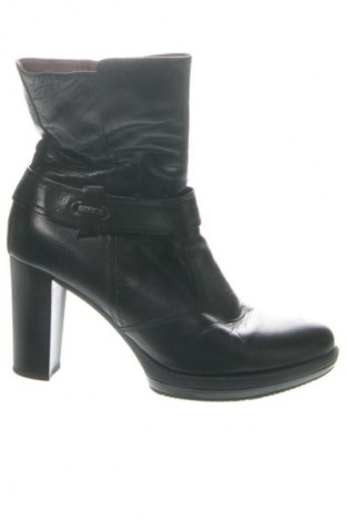 Damskie botki Nero Giardini, Rozmiar 38, Kolor Czarny, Cena 861,35 zł