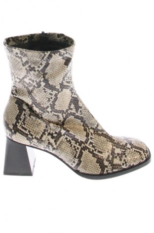 Дамски боти Stradivarius, Размер 38, Цвят Многоцветен, Цена 39,32 €