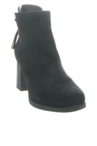 Dámské boty  Tendenz, Velikost 38, Barva Černá, Cena  907,00 Kč