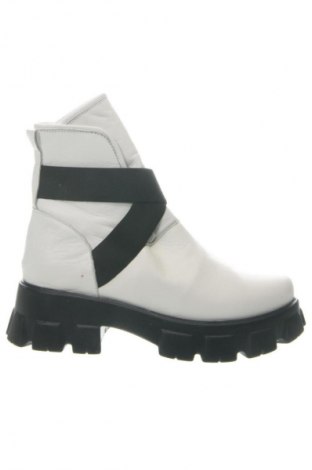 Női bokacsizma Unbranded, Méret 39, Szín Fehér, Ár 31 749 Ft