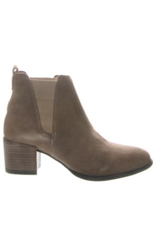 Botine de damă Unbranded, Mărime 39, Culoare Bej, Preț 322,99 Lei