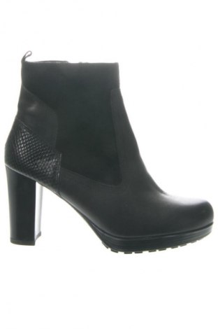 Дамски боти Unbranded, Размер 38, Цвят Черен, Цена 75,29 €