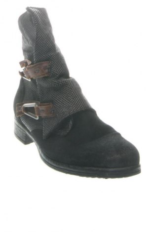 Dámské boty  Venezia, Velikost 40, Barva Černá, Cena  1 465,00 Kč