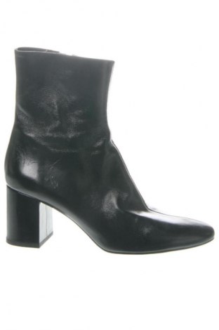 Дамски боти Zara, Размер 42, Цвят Черен, Цена 72,00 €