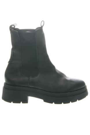 Damskie kozaki Marc O'Polo, Rozmiar 38, Kolor Czarny, Cena 939,47 zł