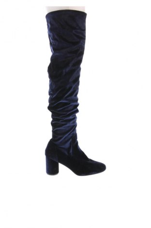 Damskie kozaki Stradivarius, Rozmiar 41, Kolor Niebieski, Cena 208,98 zł