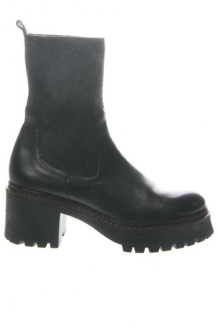 Dámské boty  Wojas, Velikost 40, Barva Černá, Cena  2 391,00 Kč