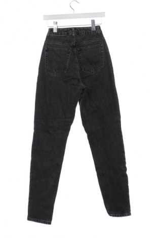 Női farmernadrág ASOS, Méret XXS, Szín Szürke, Ár 15 157 Ft