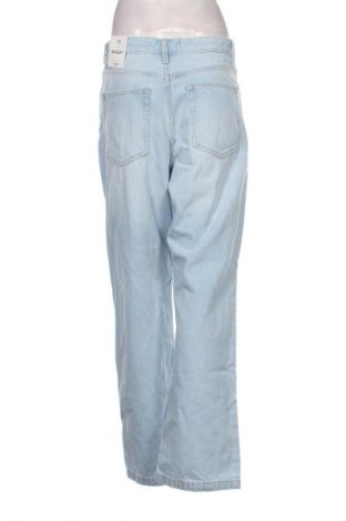 Дамски дънки Bershka, Размер L, Цвят Син, Цена 24,03 €