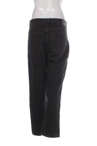 Дамски дънки Bershka, Размер L, Цвят Черен, Цена 10,73 €