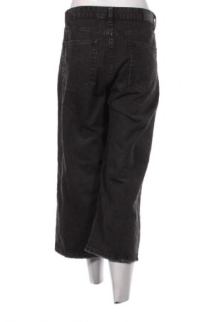Дамски дънки Bershka, Размер M, Цвят Черен, Цена 8,18 €