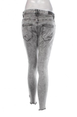 Női farmernadrág Bershka, Méret XL, Szín Fekete, Ár 5 659 Ft