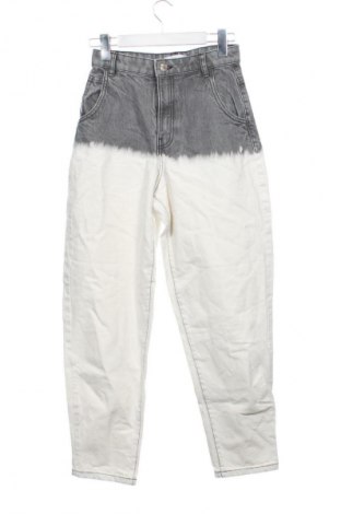 Dámske džínsy  Bershka, Veľkosť XS, Farba Viacfarebná, Cena  10,95 €