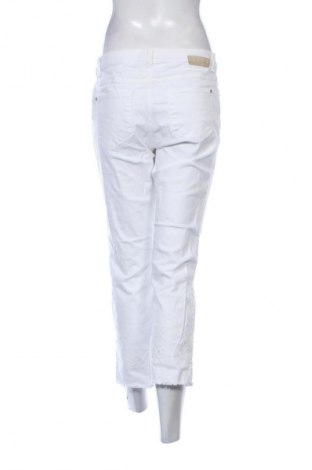 Blugi de femei Betty Barclay, Mărime L, Culoare Alb, Preț 88,99 Lei