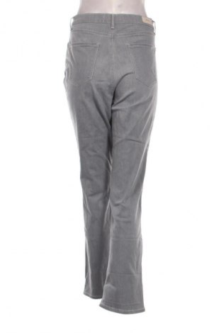 Damen Jeans Brax, Größe L, Farbe Grau, Preis 38,00 €