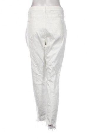 Damskie jeansy City Chic, Rozmiar XL, Kolor Biały, Cena 58,99 zł