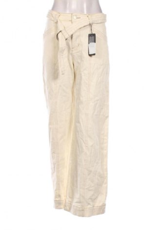 Damskie jeansy Country Denim, Rozmiar M, Kolor ecru, Cena 95,99 zł