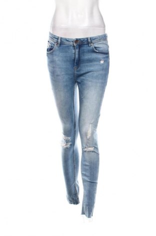 Damskie jeansy Cropp, Rozmiar M, Kolor Niebieski, Cena 112,29 zł