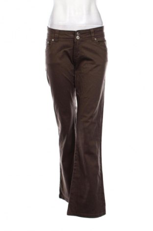 Blugi de femei Famous, Mărime XL, Culoare Maro, Preț 77,00 Lei